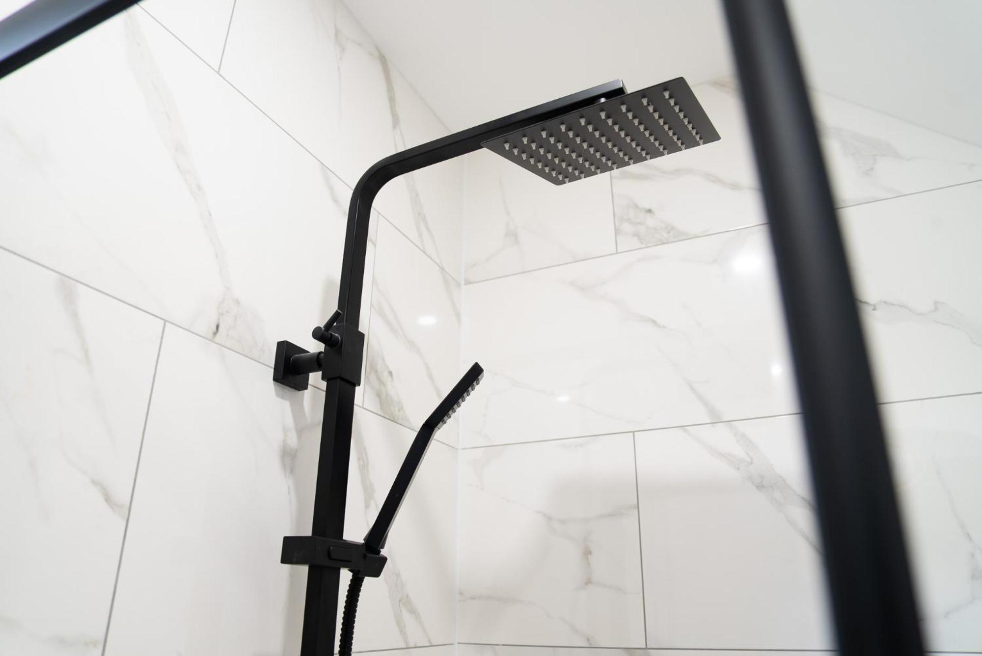 Luxury Studio Apartment In Sutton, London ซัตทอน ภายนอก รูปภาพ